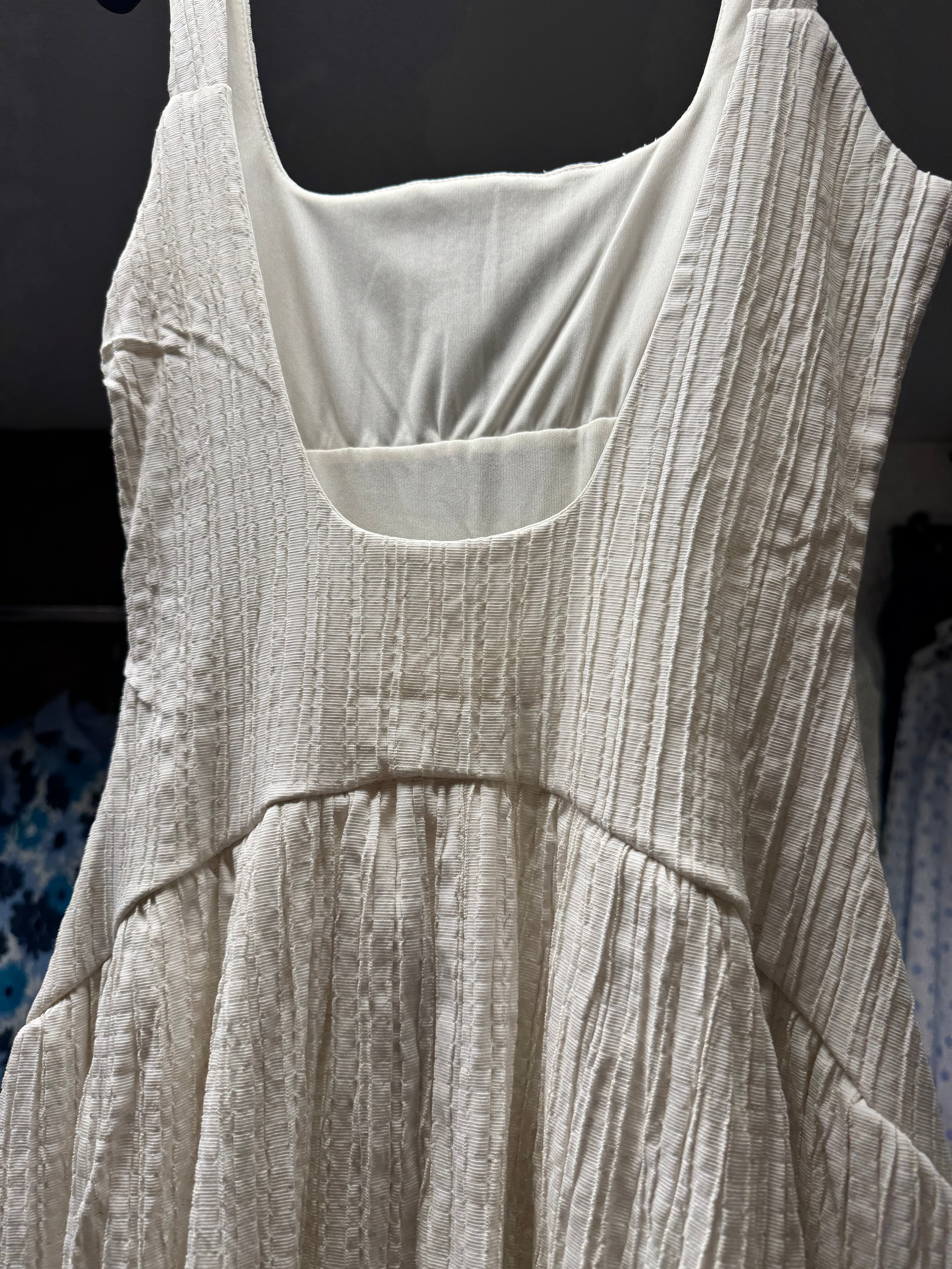 Kleid Rückenausschnitt - Mein Shop